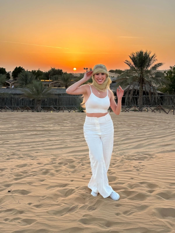 Thrilling dune bashing experience during morning safari